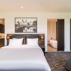 Radisson Hotel & Suites Amsterdam South